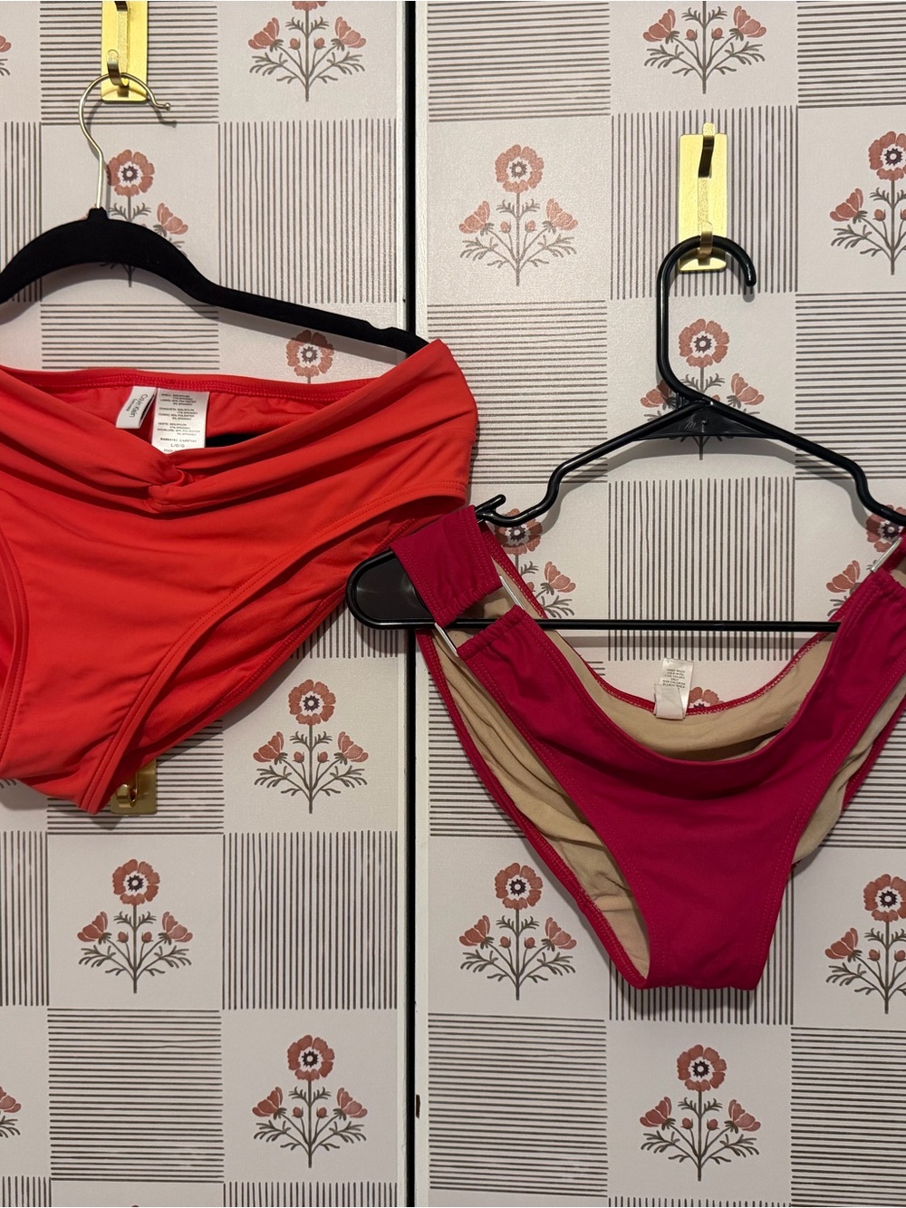 Calvin Klein and Banana Republic Bikini Bottoms Lot size Large